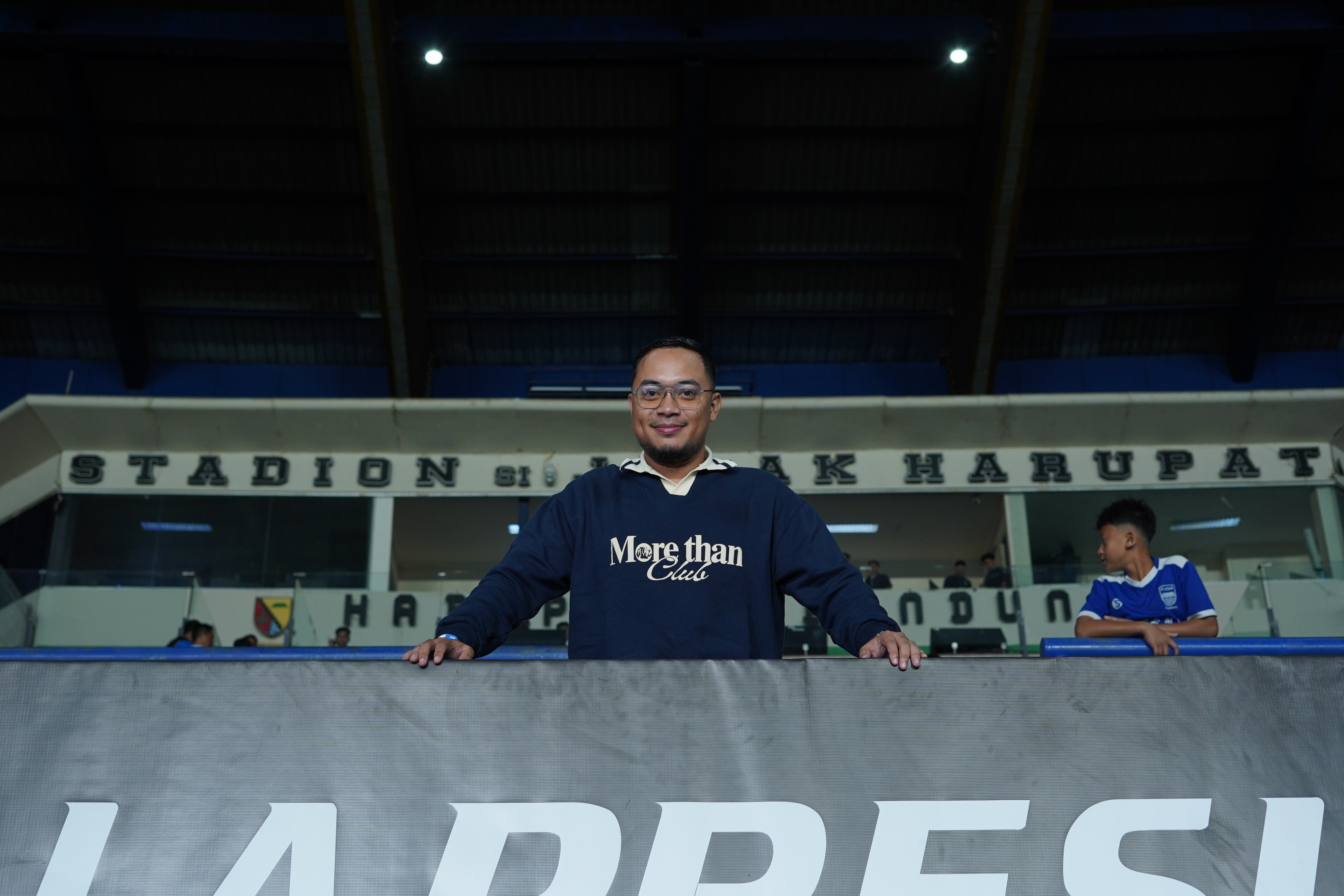 Arema FC Ajak Tiga Pemda Malang Raya, Semarakkan HUT ke-39 dengan Jersey Ikonik