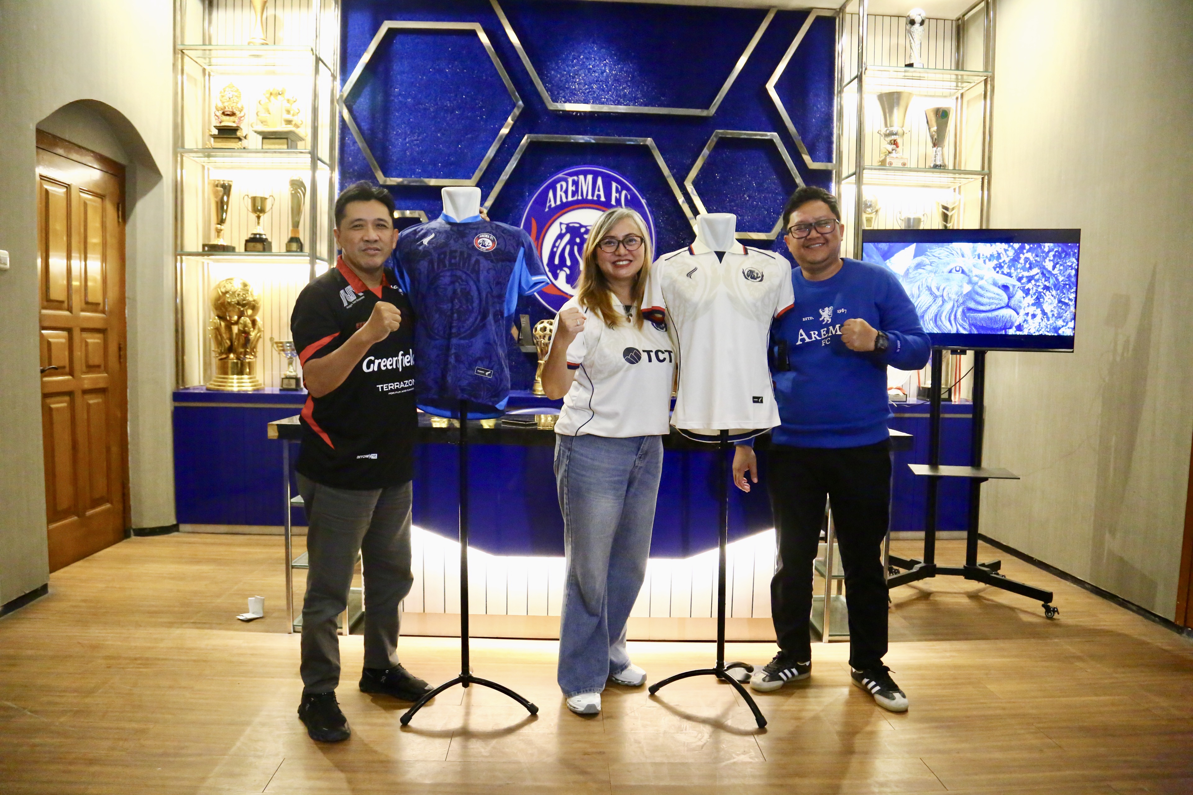 Arema FC Store Hadirkan Promo Spesial Launching Jersey, 200 Pembeli Pertama Banyak Untung