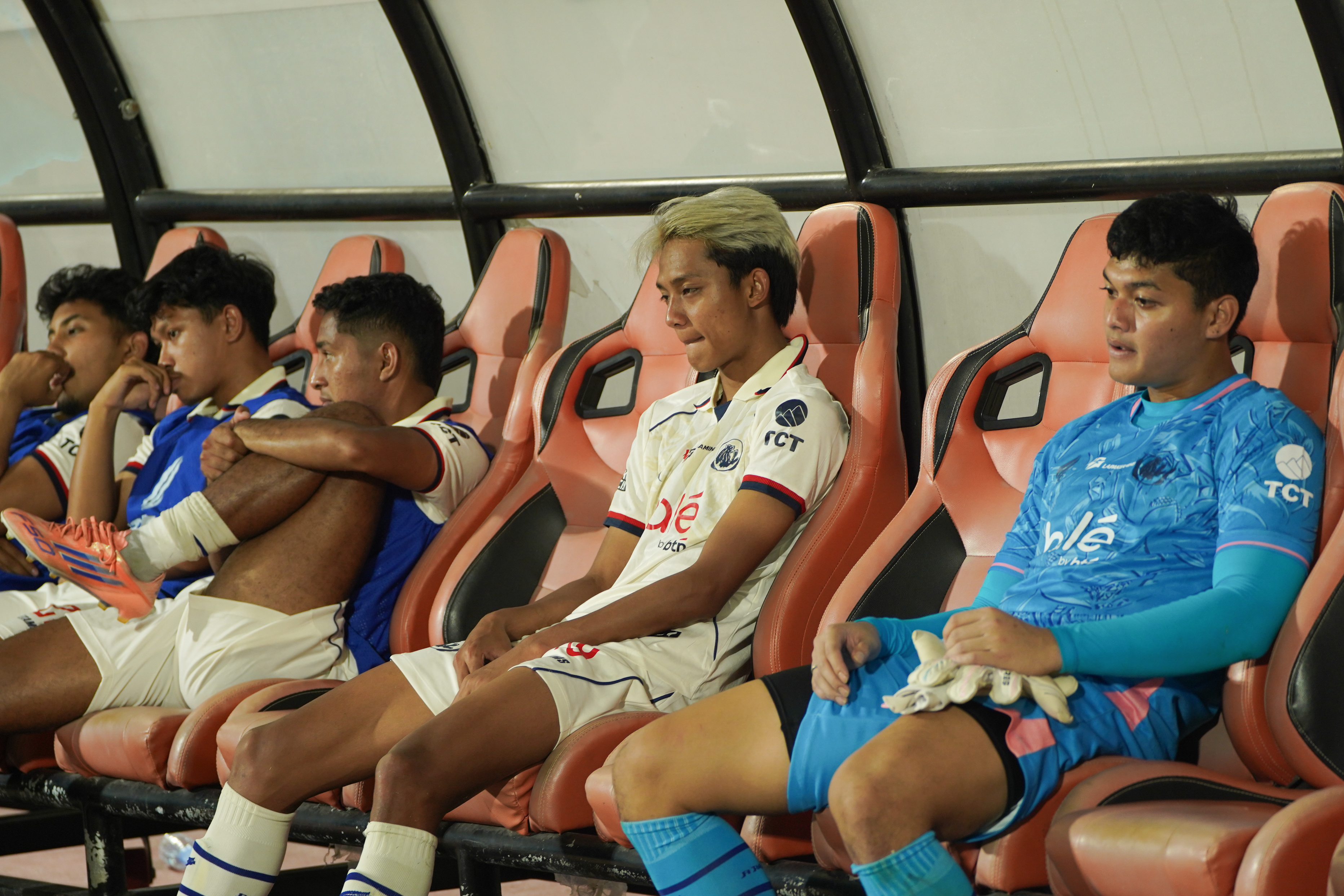 Arema FC Pulang dengan Rasa Pahit, Kemenangan Depan Mata Atas PSM Sirna di Menit Akhir