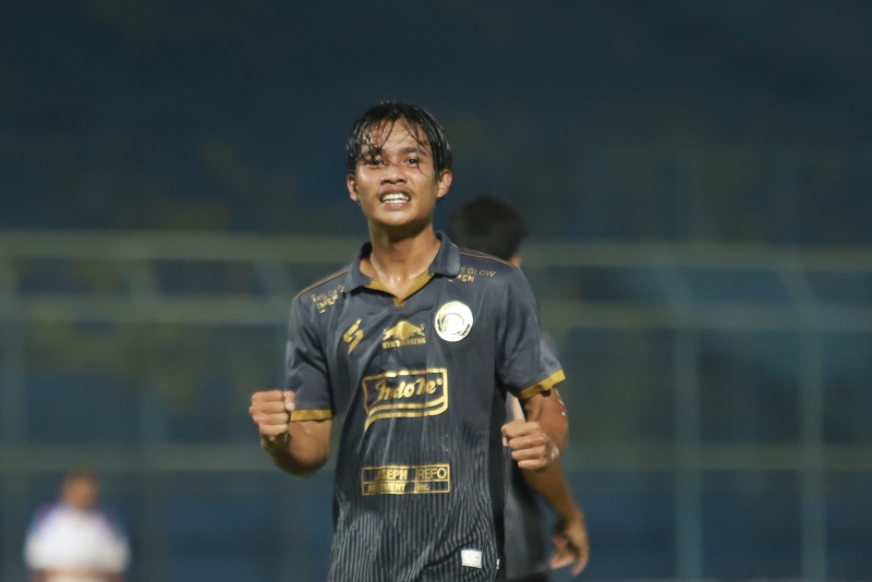 Cetak Gol di Laga Debut, Tito Hamzah Bersyukur Bisa Balas Dukungan Orang Tua