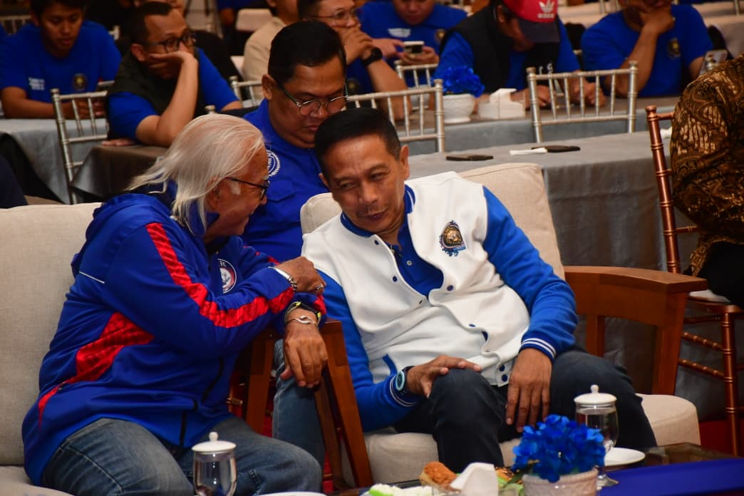 Manajemen Arema FC Ucapkan Selamat ke Pengurus Baru Aremania Utas, Sisipkan Pesan : Doakan Arema FC Beruntung